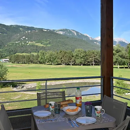 Moderne Avec Terrasse Et Parking Prive - Fr-1-165a-178 Barcelonnette